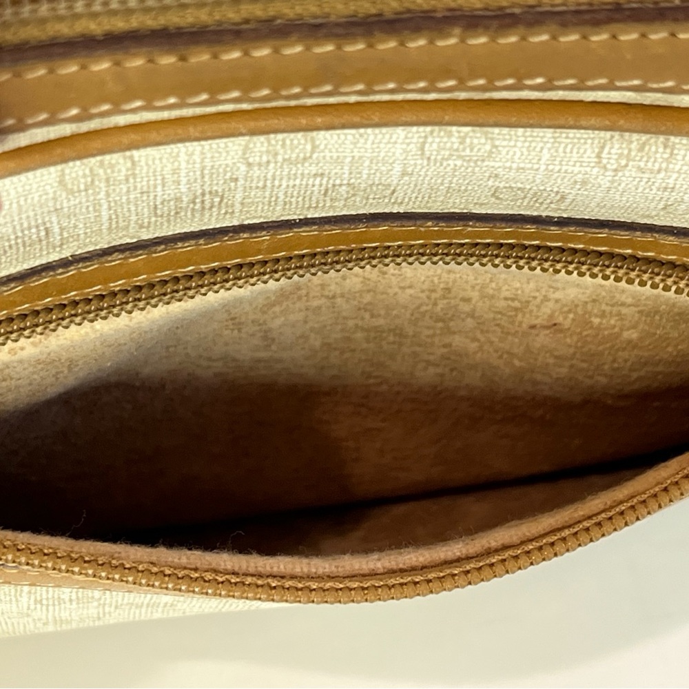 GUCCI Vintage Micro GG Supreme shoulder bag, good condition. lovely, subtle look - Picture 10 of 16